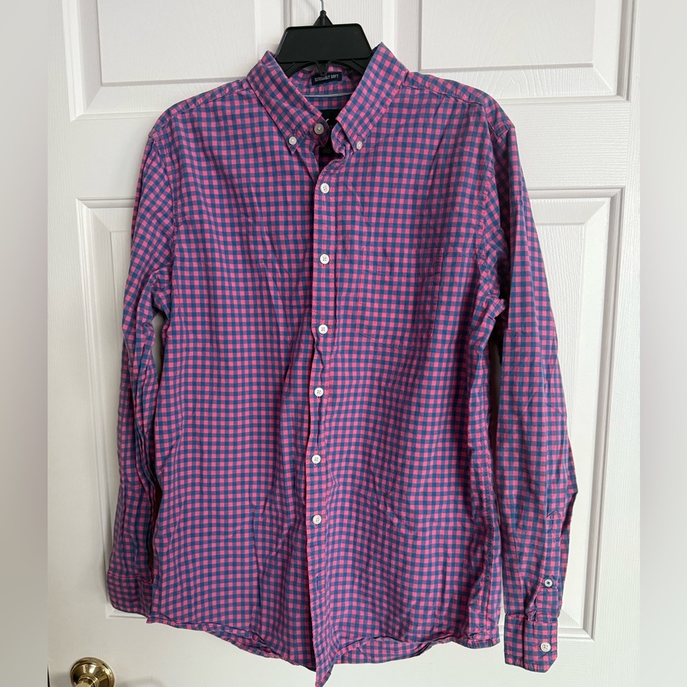 American Eagle Button Down Long Sleeve Shirt